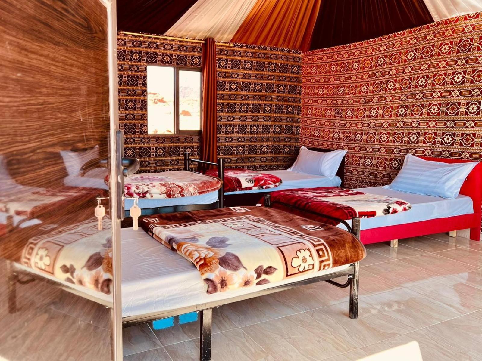 Wadi Rum Nights Екстер'єр фото